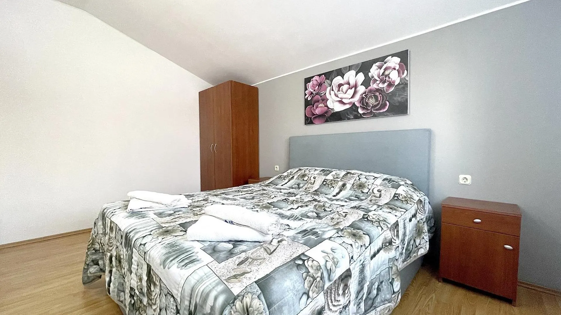 Apartments With A Parking Space Baska, Krk - 22687 Croatia
