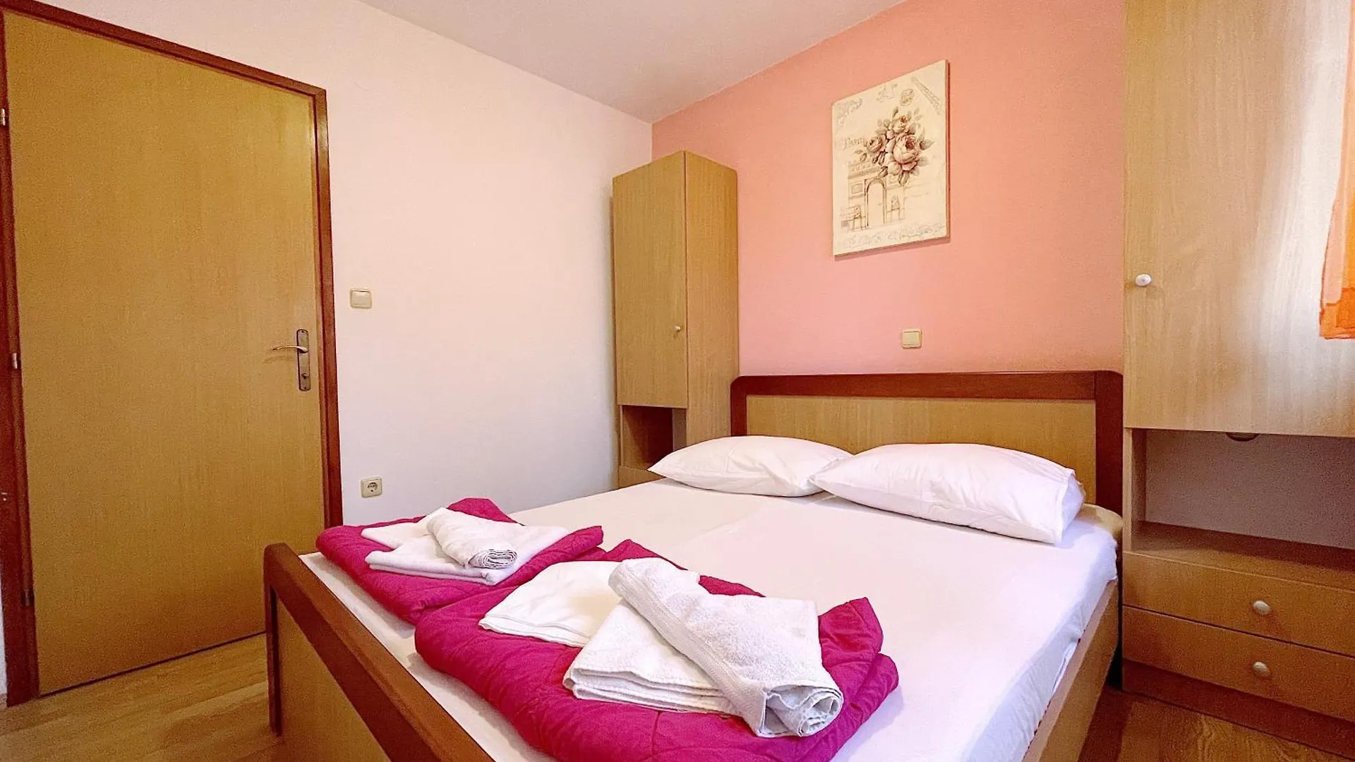 Apartments With A Parking Space Baska, Krk - 22687 Croatia