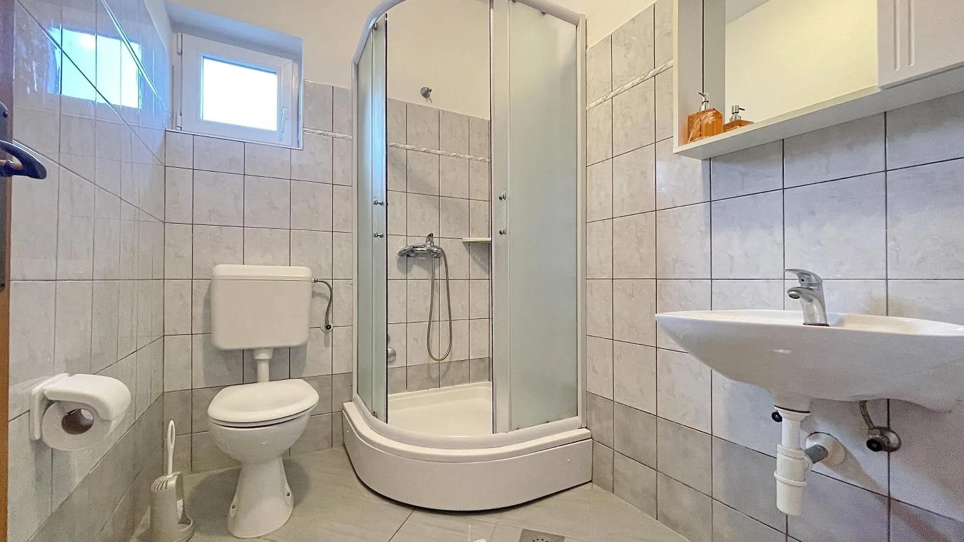 Apartments With A Parking Space Baska, Krk - 22687 Croatia