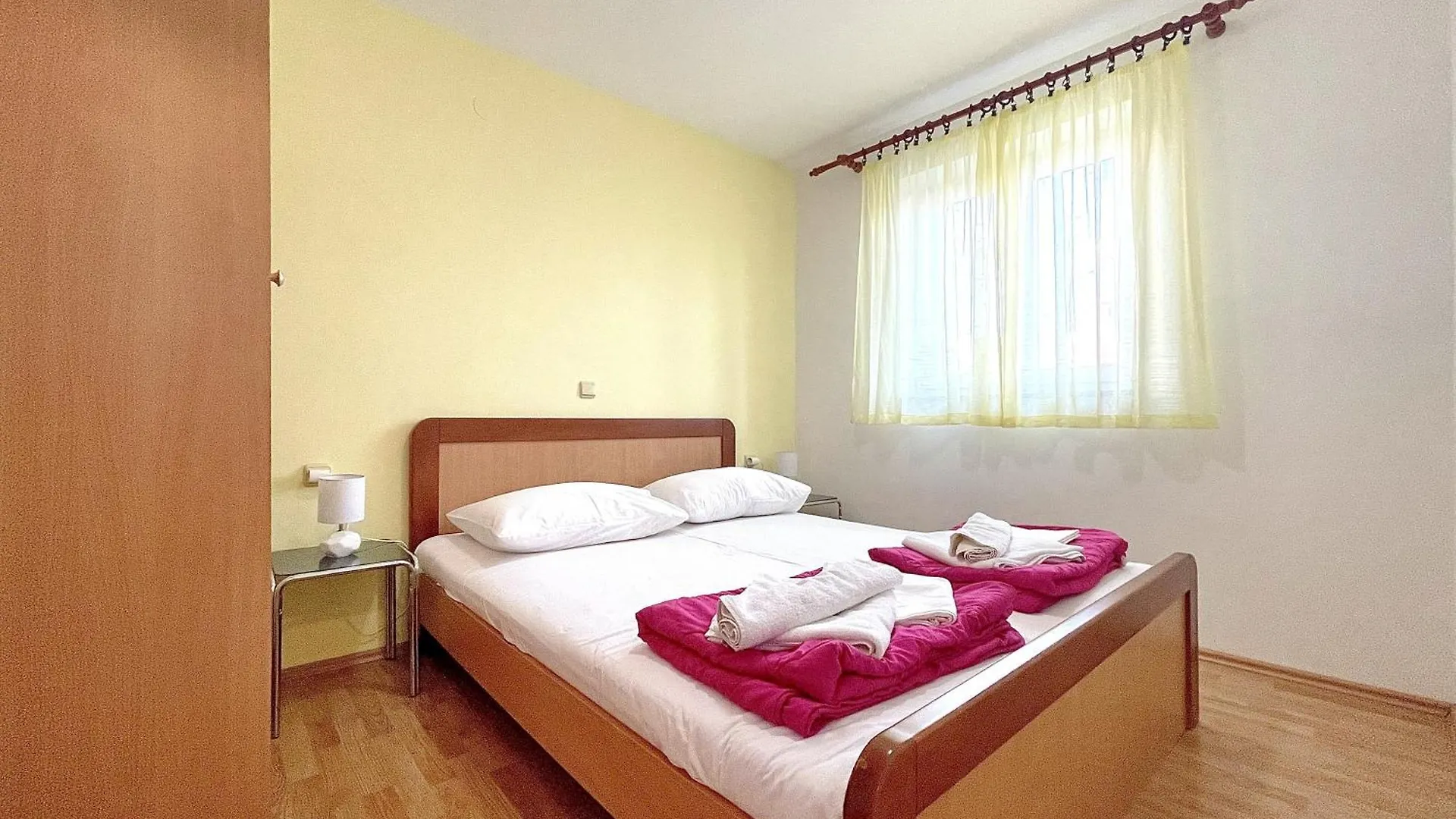 Apartments With A Parking Space Baska, Krk - 22687