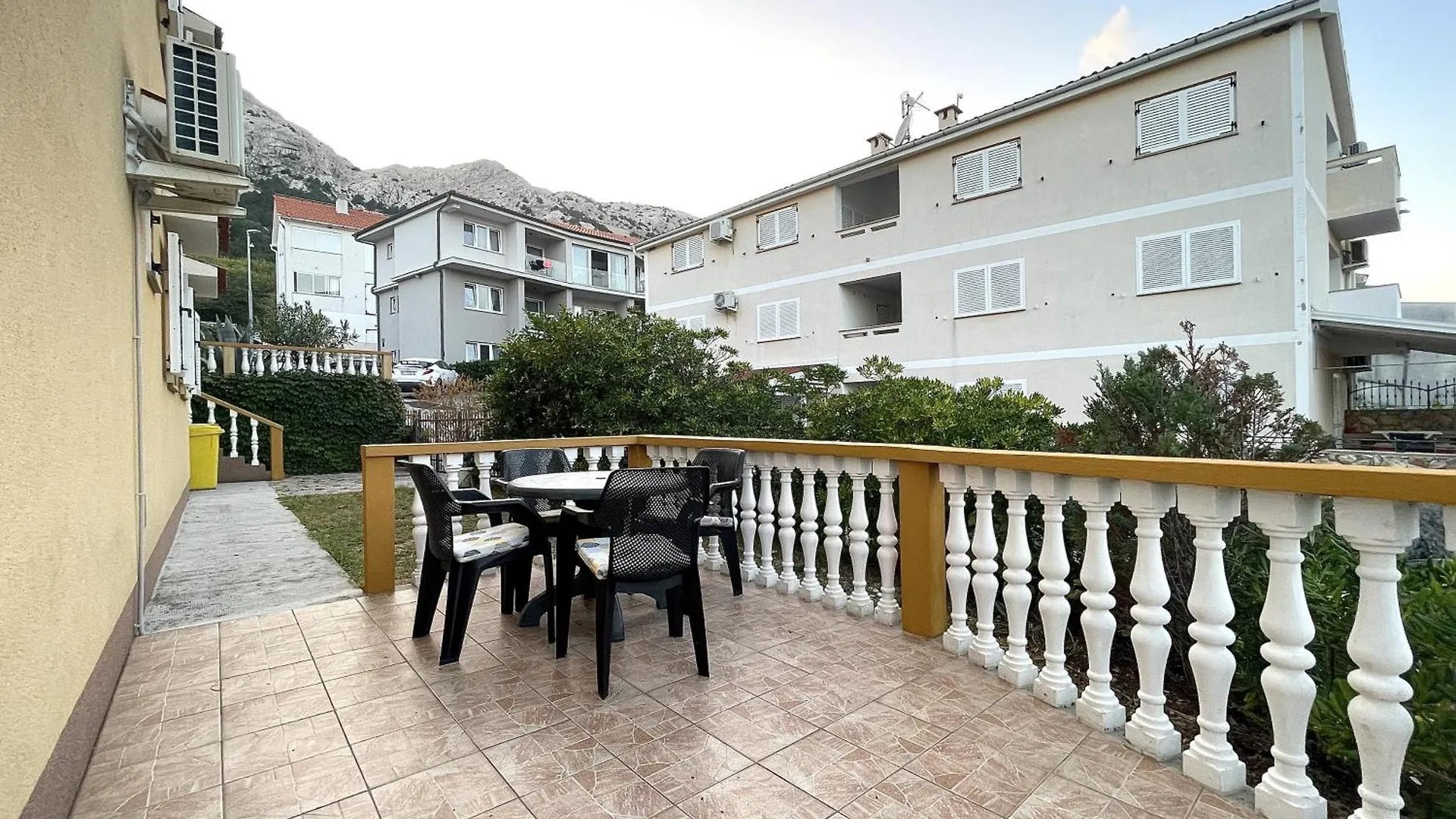 Apartments With A Parking Space Baska, Krk - 22687